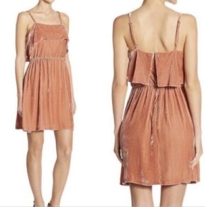 Alice + Olivia Alexis Silk Blend Dusty Rose Ruffle Mini Size 2